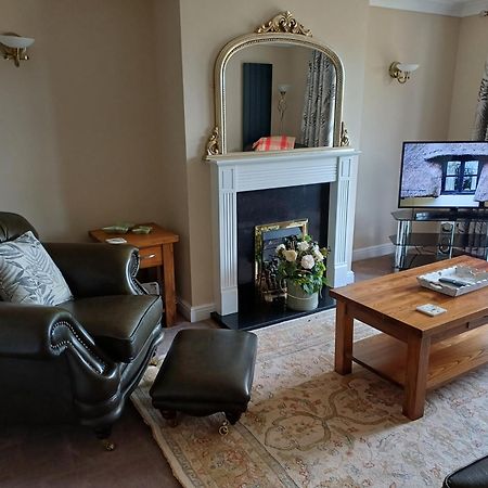 3-Bed Bungalow Near Conwy Valley Close To Castle Colwyn Bay Bagian luar foto