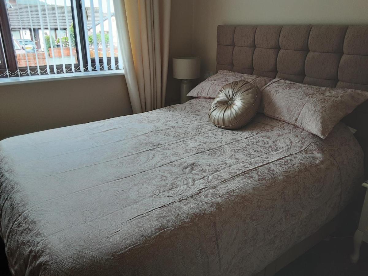 3-Bed Bungalow Near Conwy Valley Close To Castle Colwyn Bay Bagian luar foto
